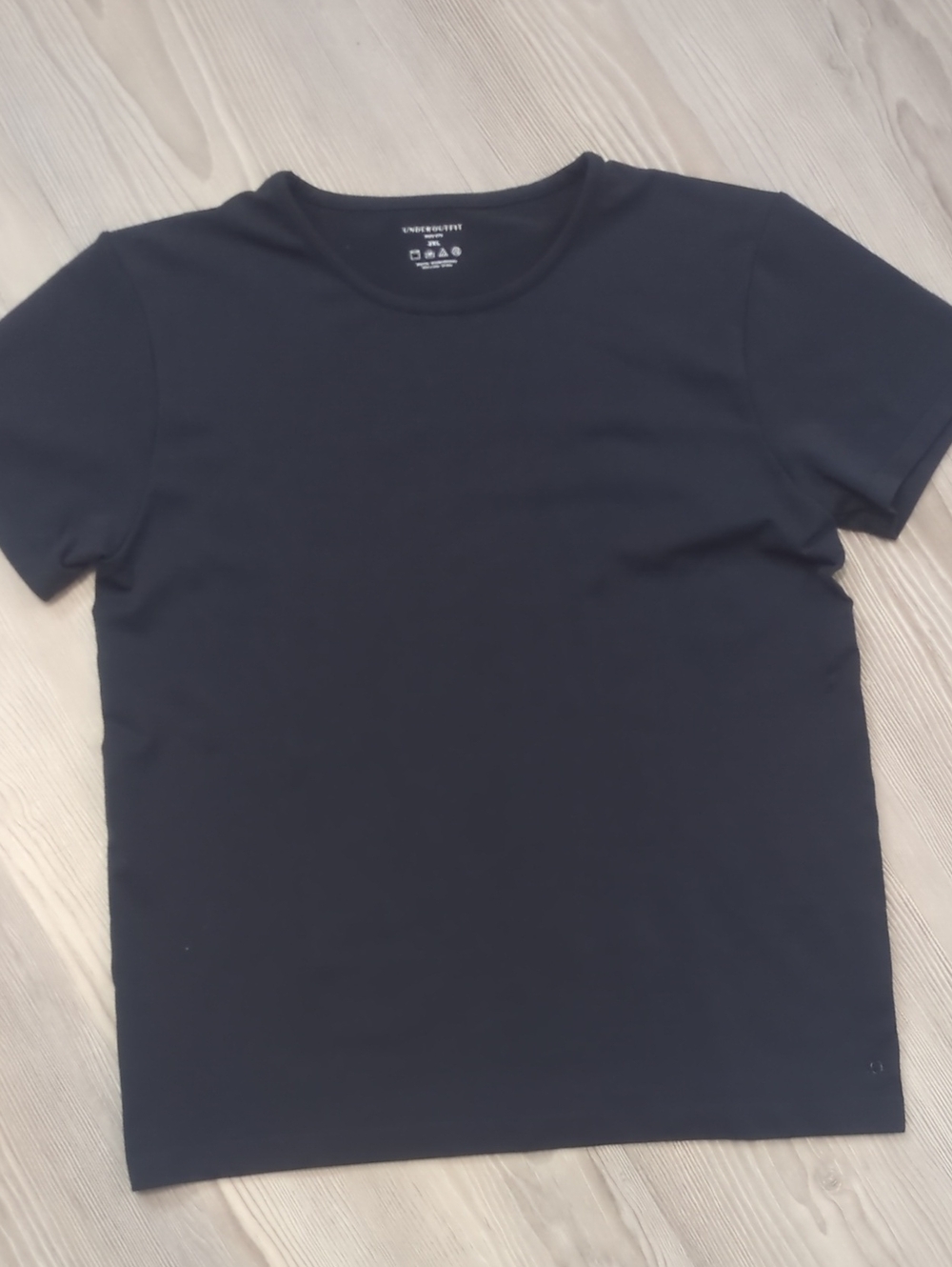 Underoutfit Smoothing Stretch Tee Shirt 2XL Black Nylon Spandex Layering Top